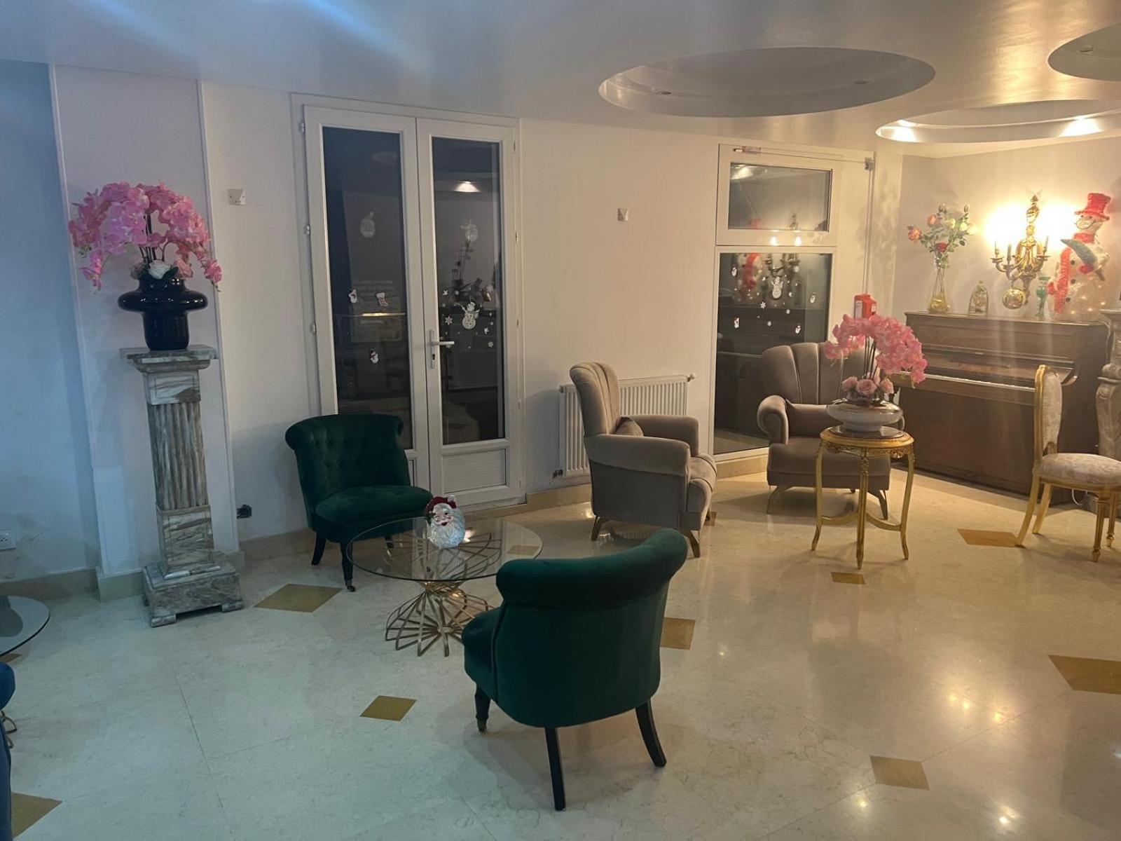 Hotel Grand Paris Villejuif Buitenkant foto