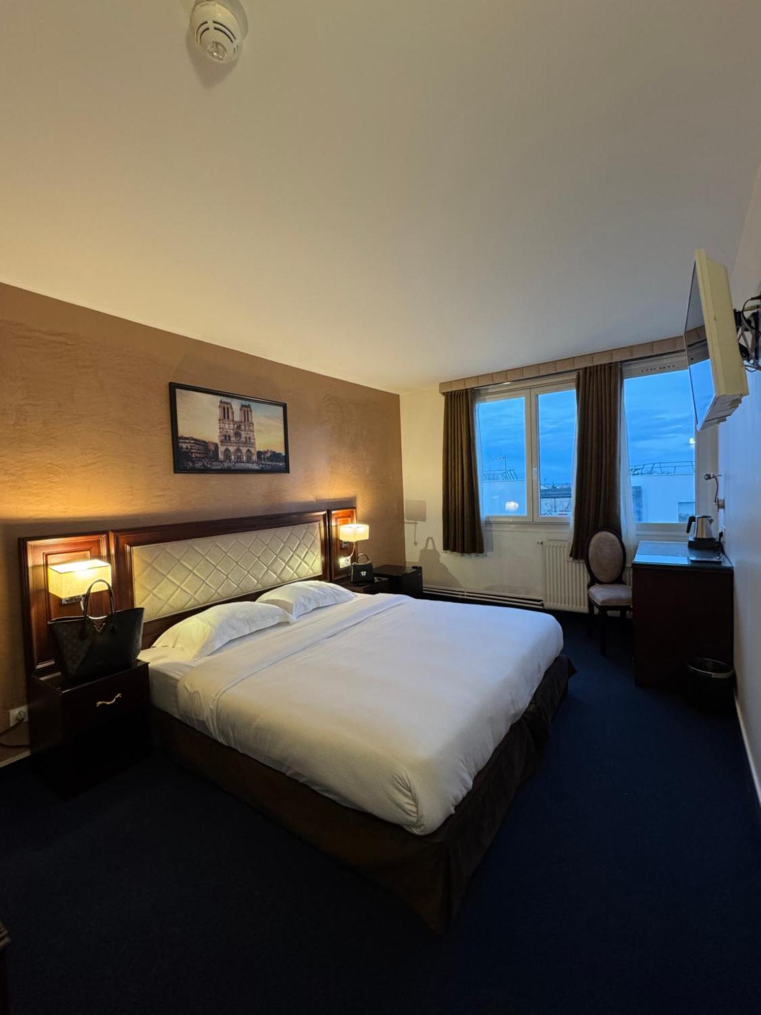 Hotel Grand Paris Villejuif Buitenkant foto